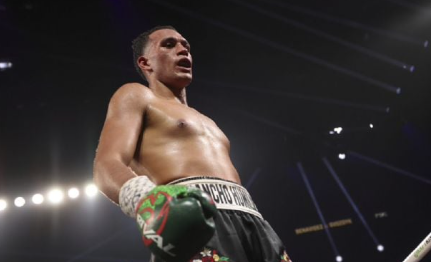 David Benavidez derrota a Olkesandr Gvozdyk